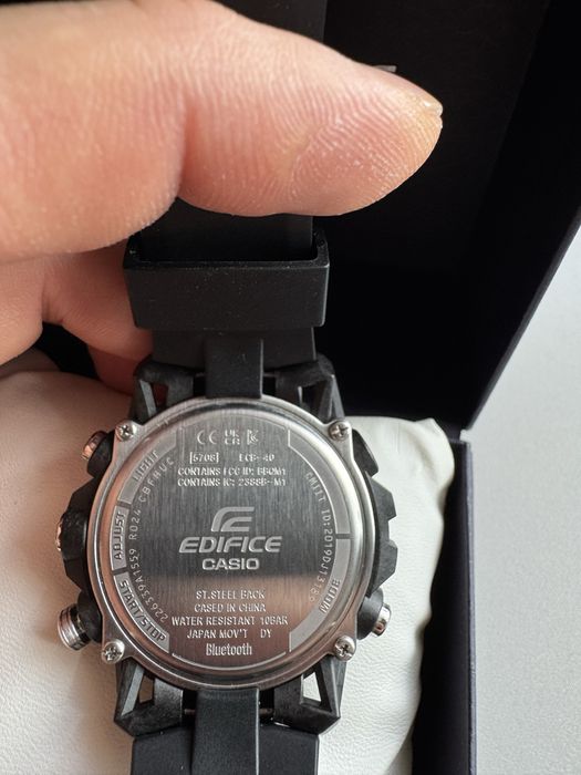 Часы CASIO Edifice ECB-40P-1AEF