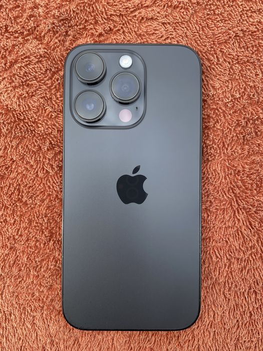 iPhone 14 pro.