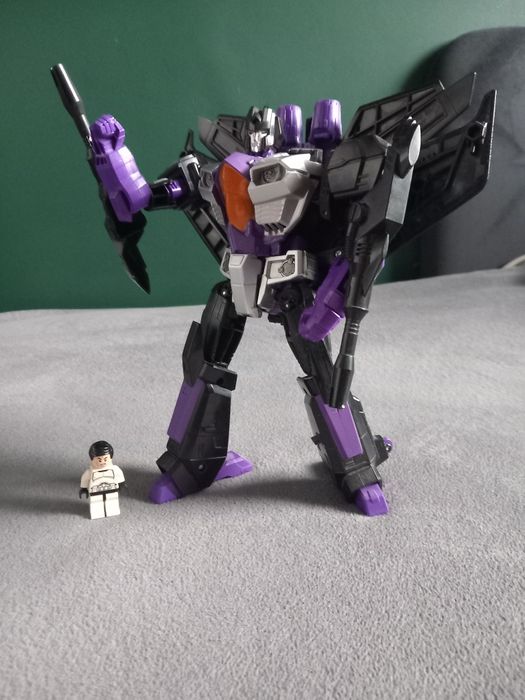 Transformers Skywarp (Combiner Wars Leader)