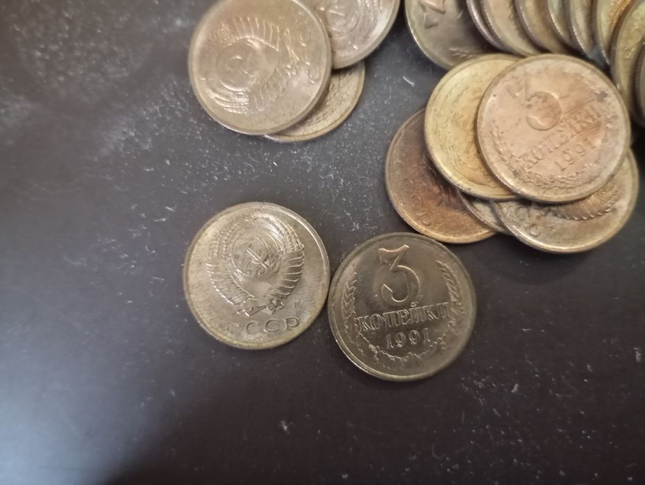Продам монети Нові