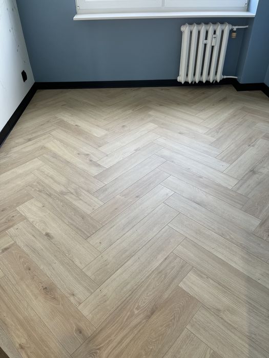 Sprzedam panele firmy Manor AC5