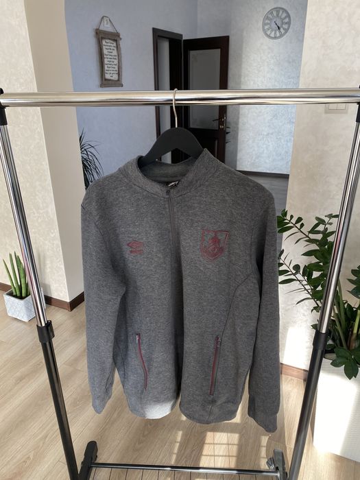 Футбольний вінтажний лонгслів umbro