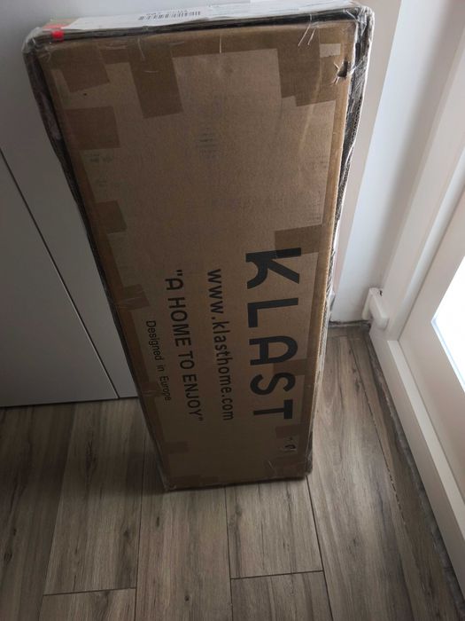 Móvel de entrada Klast Novo