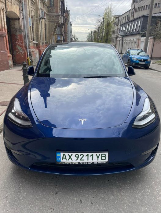Tesla Y 2021 Long range