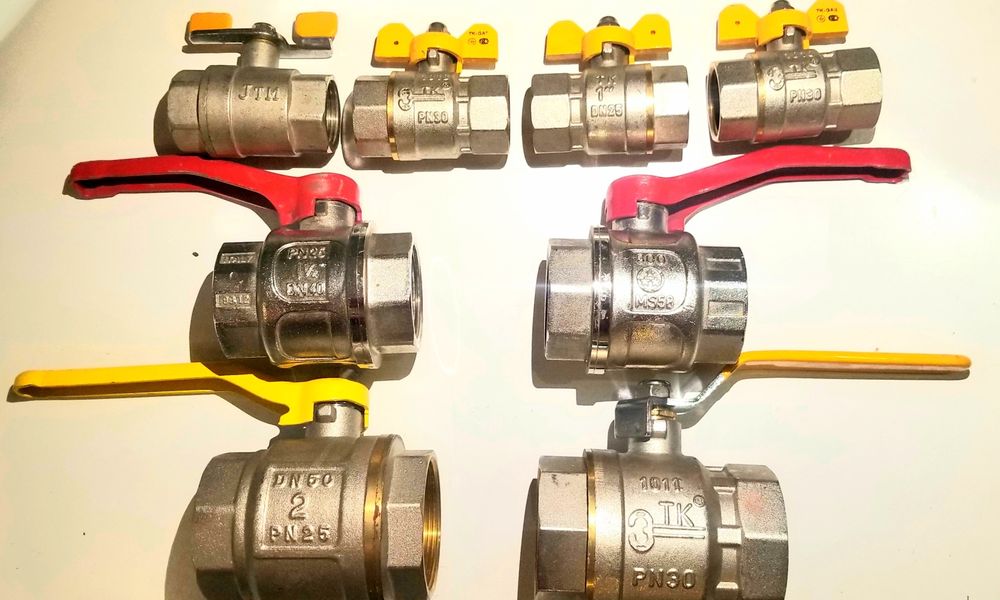 Латунний кульовий кран для газу, води DN50,DN40,DN25. Італія, Польша,
