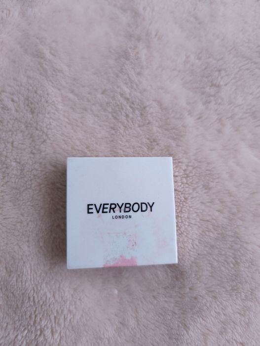 Róż Everybody London