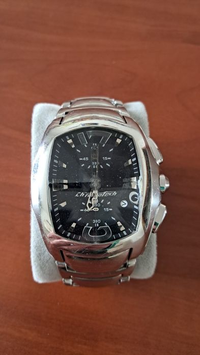 Годинник Chronotech (Італія).