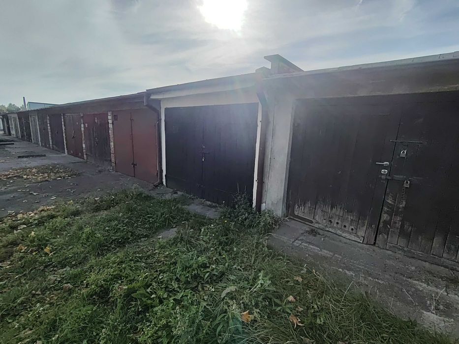 Na sprzedaż murowany garaż z KW ul. Żwirki i Wigury - Widok 2