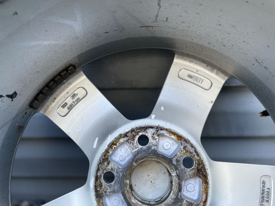 Комплект оригінальних титанових дисків Audi 5/112 R17 5*112 17