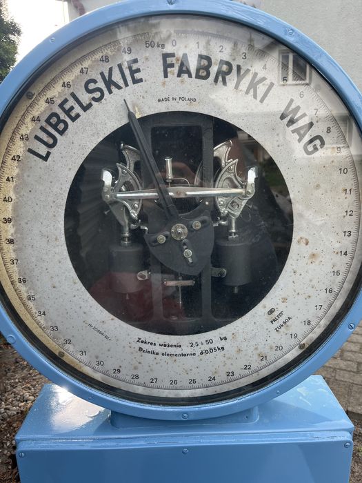 Stara duza waga przemyslowa