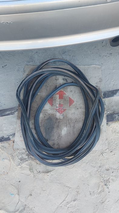 Уплотнітель резинки пассат б3 б4