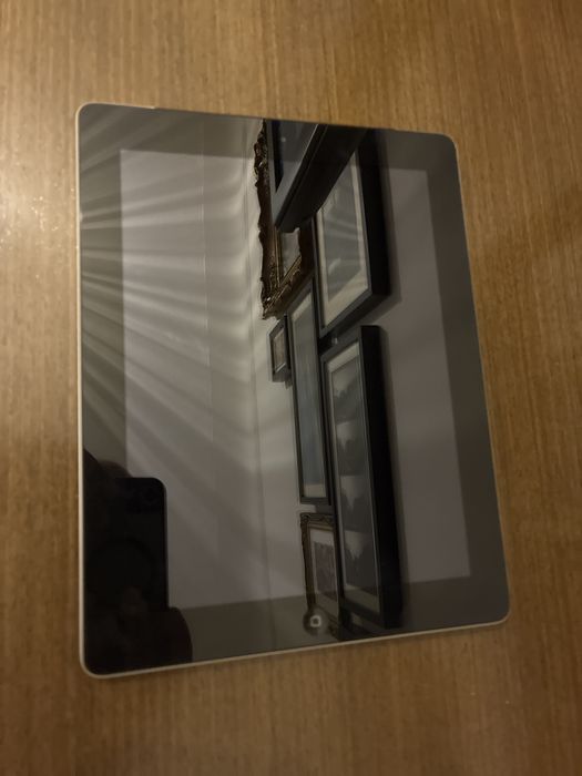 Ipad 3a geração com Wi-Fi e 4G
