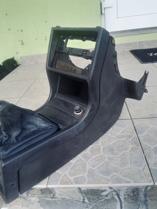 Борода консоль панель Audi80B2 Audi90B2 AudiCoupe Ауді80 90 Б2 Авді80