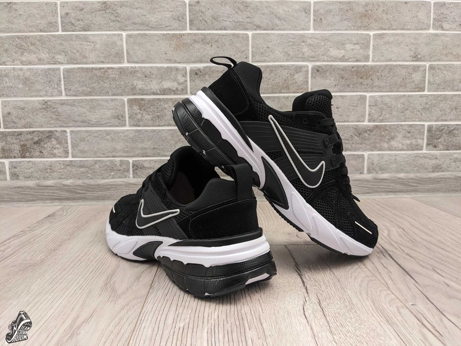 Кросівки чоловічі Nike V2K Run \ Найк Ран \ розмір 41 - 46