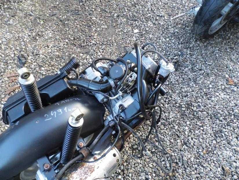 SILNIK DO CHIŃSKIEGO SKUTERA 50 4T KOLO 12 na tarcze tył magnus carave