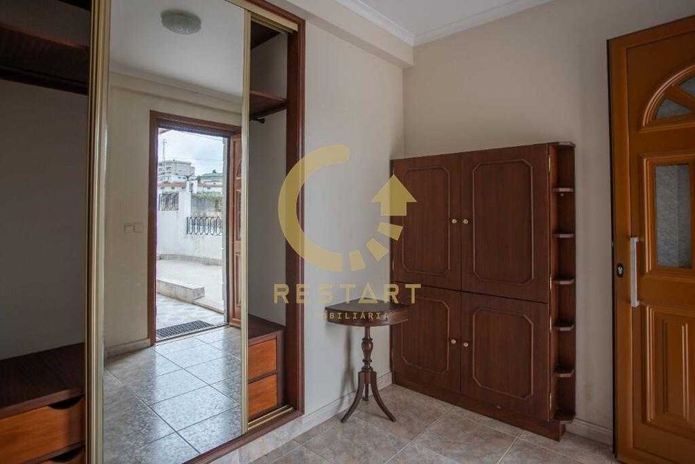 Moradia T3, 3 frentes em Guifões