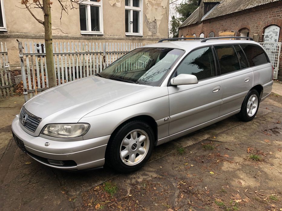 Opel omega 2.5 DTI i 2.2 16v Fl kombi sedan części
