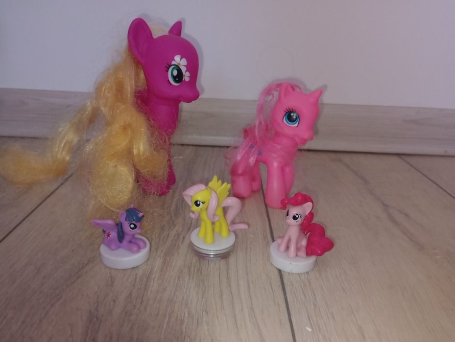 Figurki pieczątki My little pony + 2 koniki