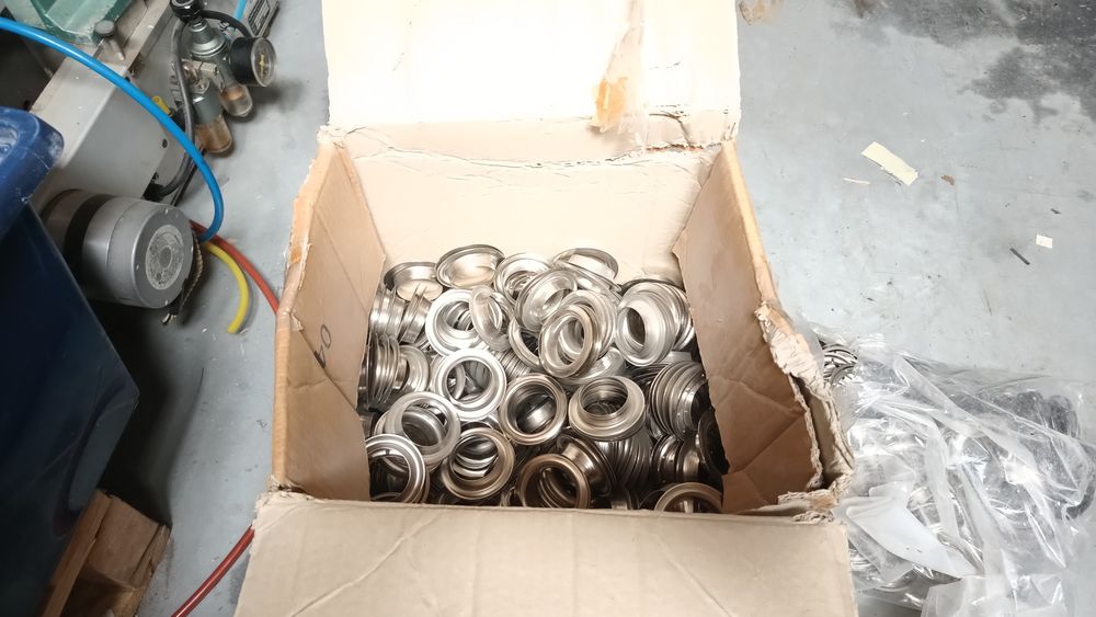 Oczka metalowe do plandeki?