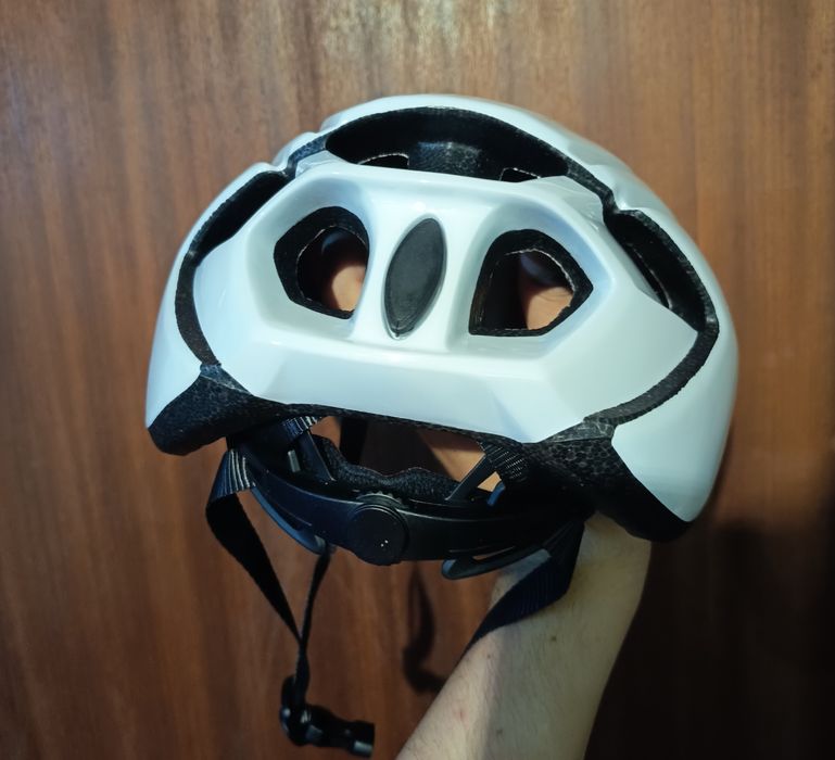 Capacete de ciclismo de estrada MET Strale