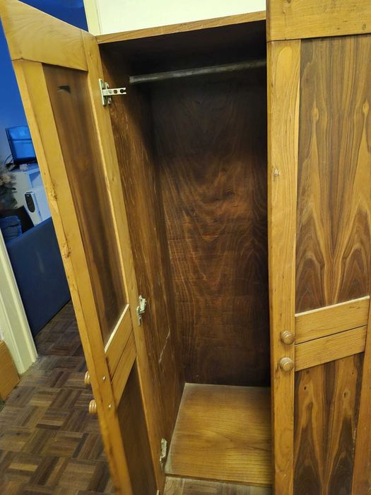 Armário Pinho 2 Portas