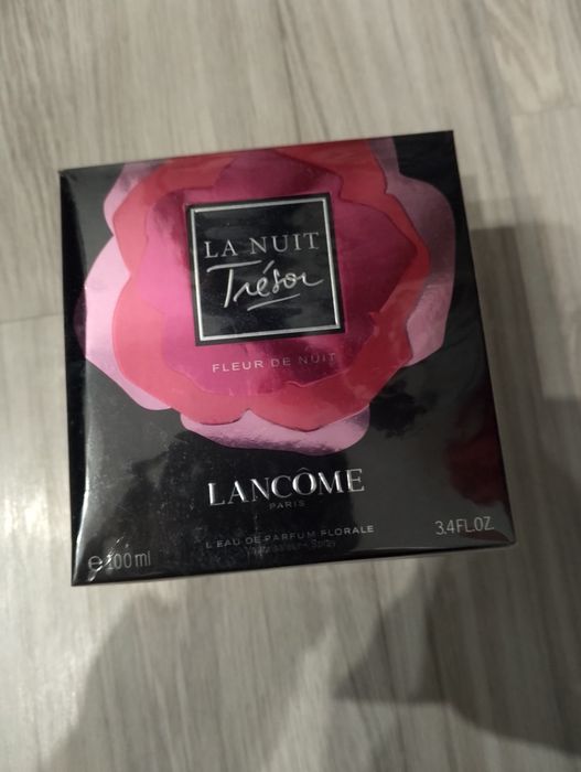 Perfum damski nowy