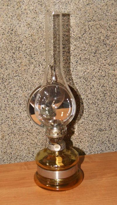 Lampa naftowa wisząca lub stojąca z lusterkiem Vintage PRL