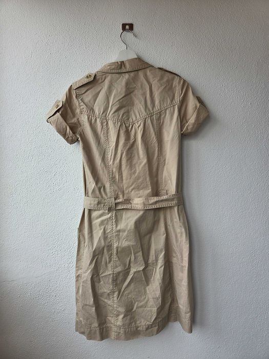 Vestido com botões da Quebramar, tamanho S