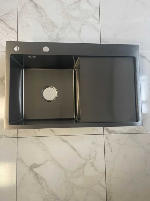 Мойка Lidz 7849BL PVD левая и смеситель с выдвижным изливом Kroner