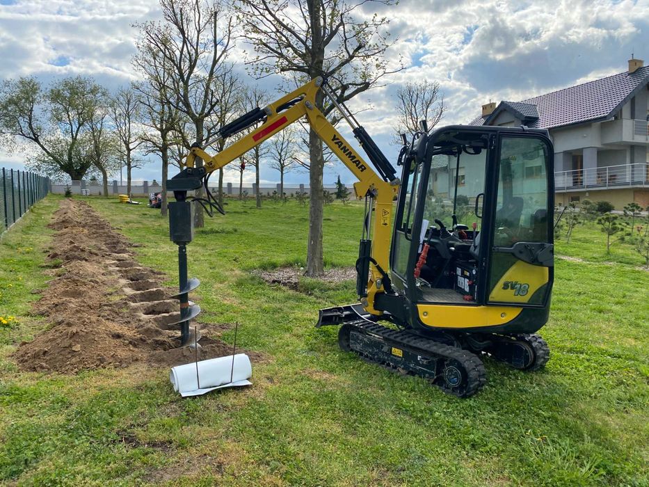 Minikoparka Yanmar sv18