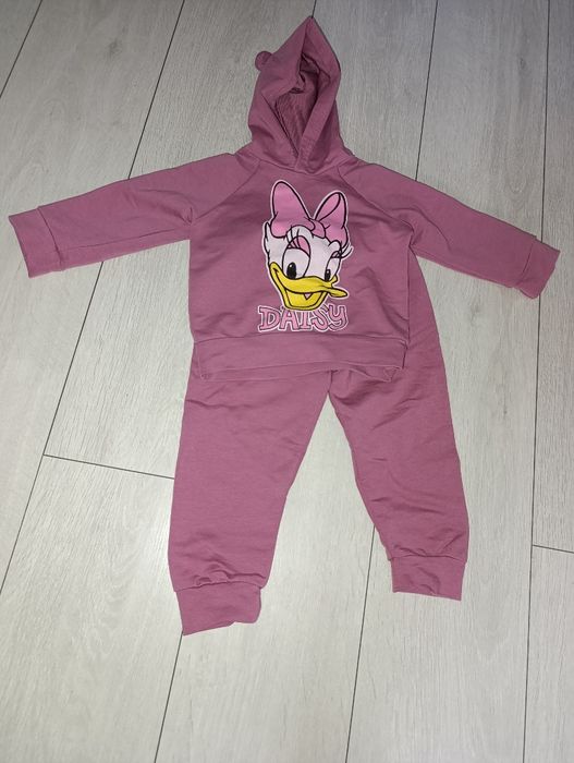 Костюм на дівчинку