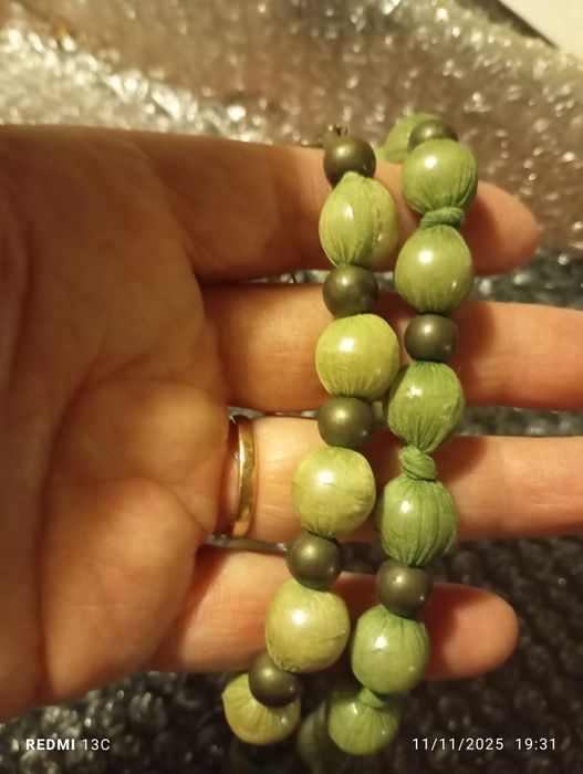 Colar e pulseira verdes