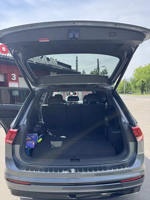 Volkswagen  tiguan R-Line оригінал продам авто