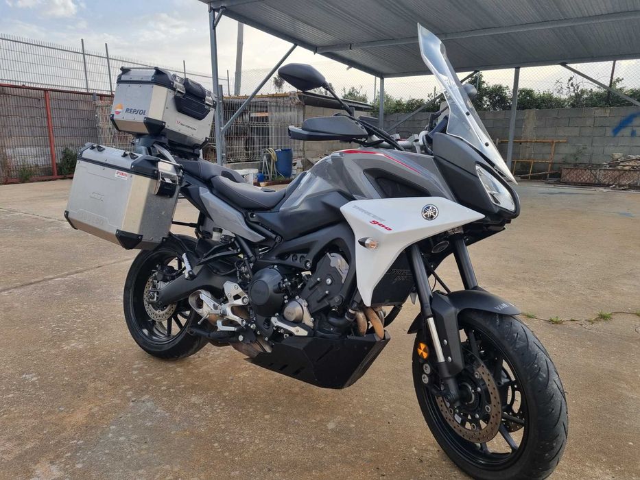 Yamaha Tracer 900 impecável