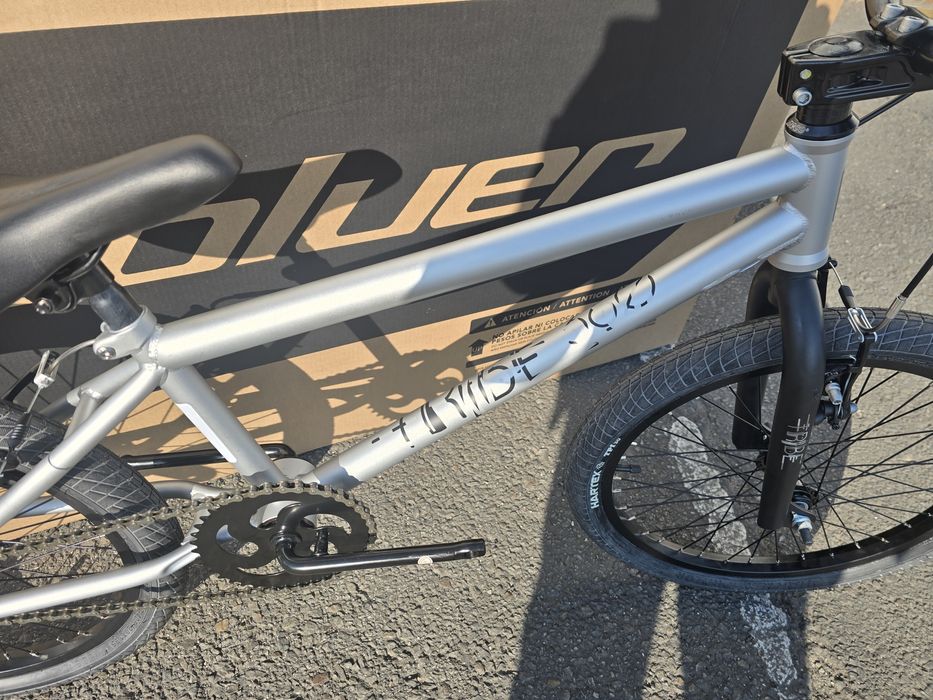 Bicicleta bmx nova barataa