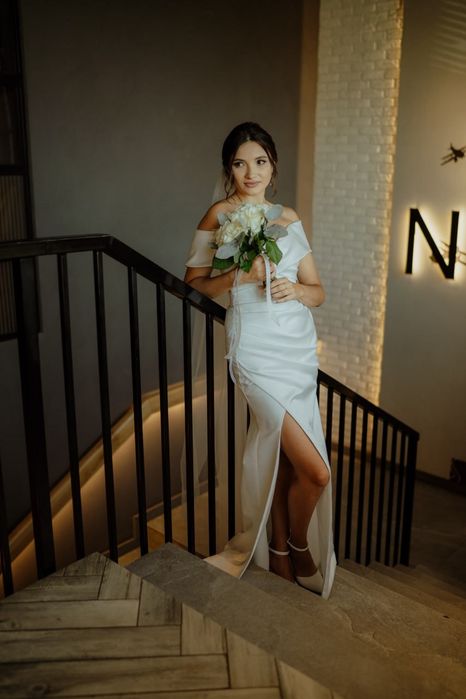 .Сукня весільна.