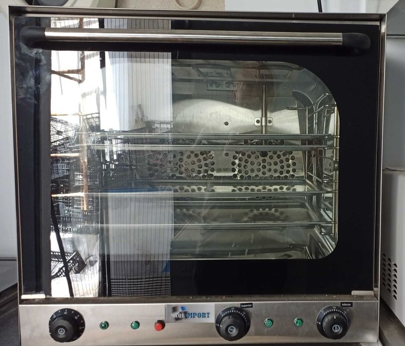 Forno mais expositor de quente