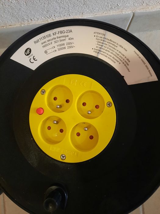 Extensao Eléctrica com Enrolador