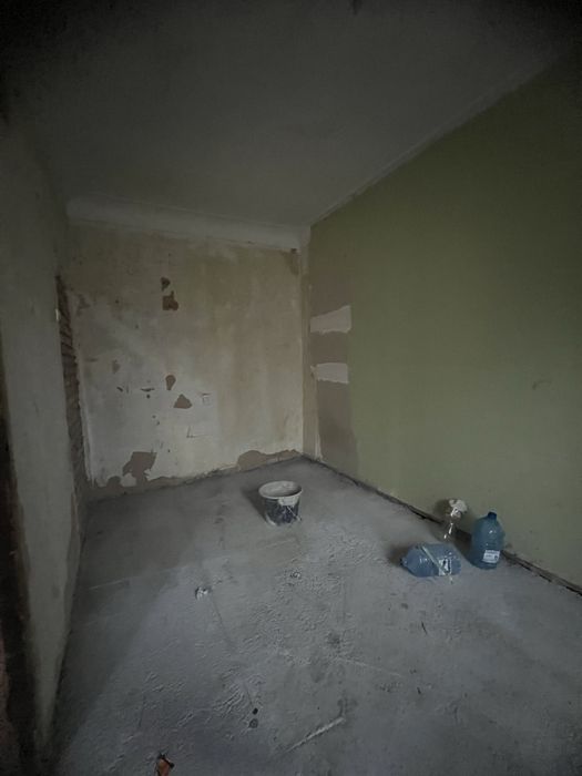 Продам 3 кім Сталінку під бізнес