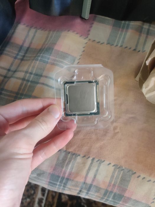 i5 2300; ddr3 4gb, 2gb; Asus P8H67; ATX SM 500R