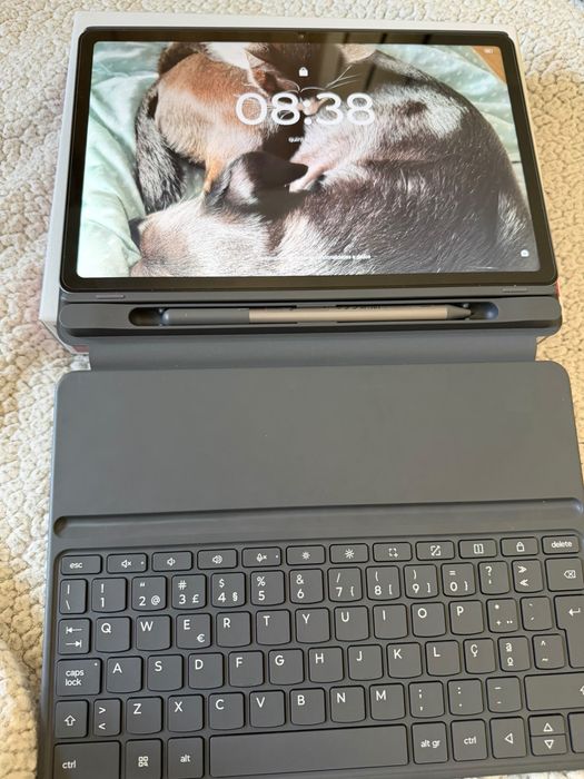 Tablet Lenovo Idea Tab + Teclado e Caneta (Como Novo)