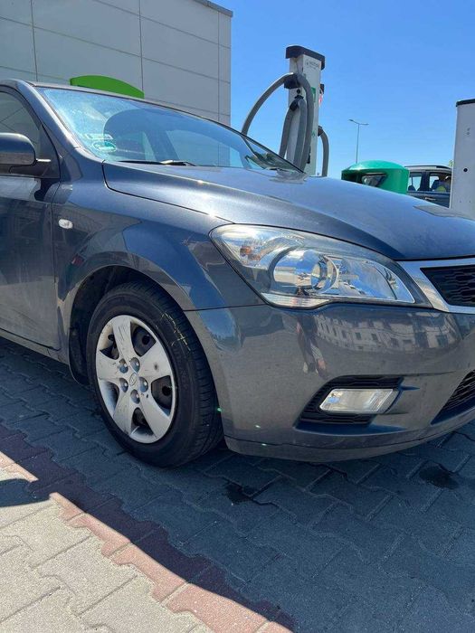 Kia Ceed 1.4 Benzyna • 2010 • 141 000 km