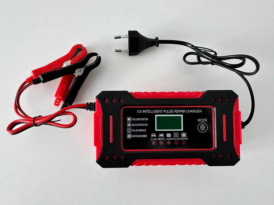 Prostownik do akumulatorów samochodowych AGM 12V 6A funkcja naprawy