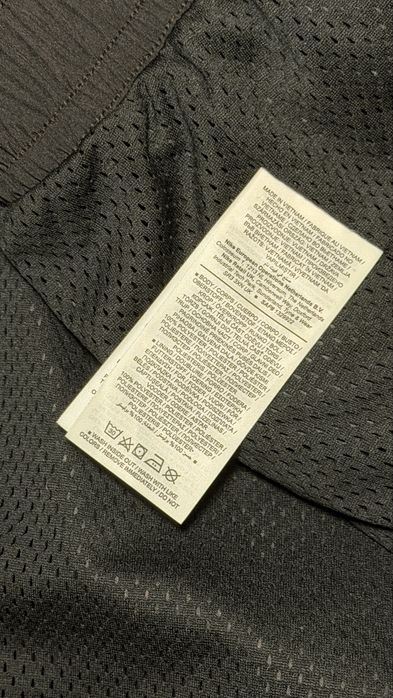 Оригінальні спортивні штани Nike x Acronym розмір М