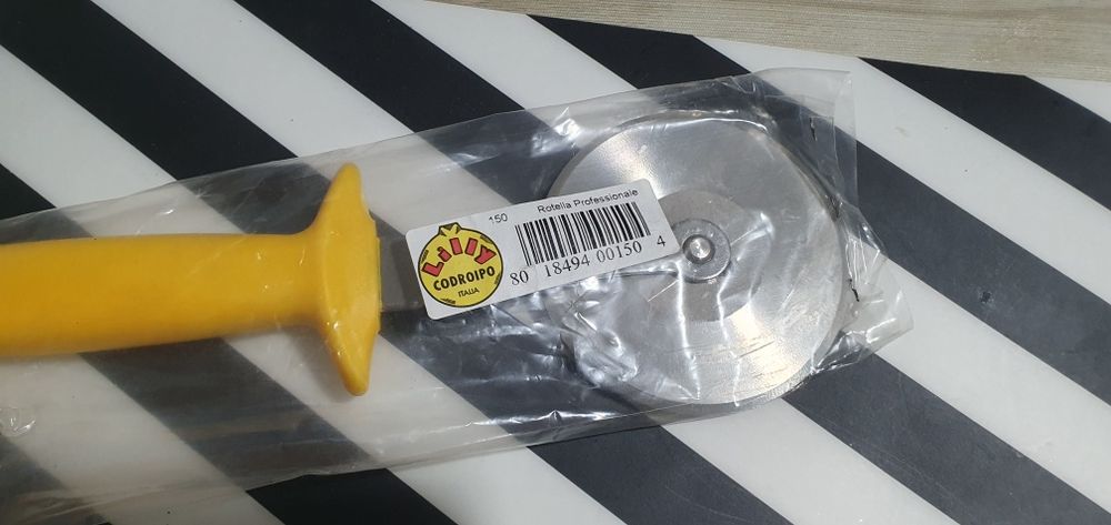 Rotella Tagliapizza Professionale423210960721039362