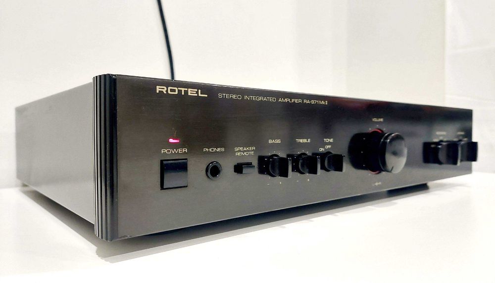 Amplificador ROTEL RA-971mkII (2x120w)