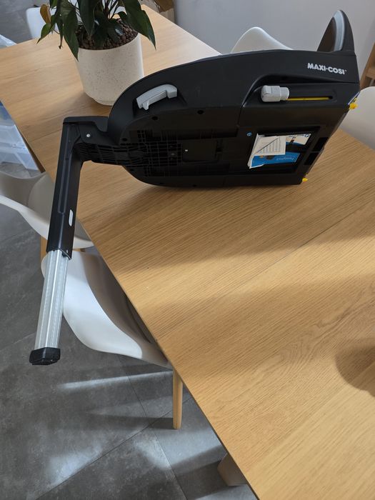 Sistema isofix maxi cosi. Como nova