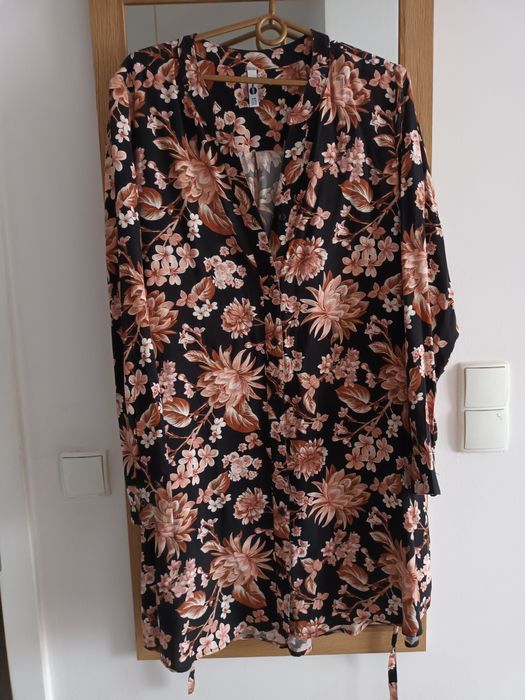 Sukienka tunika w kwiaty 44 xxl