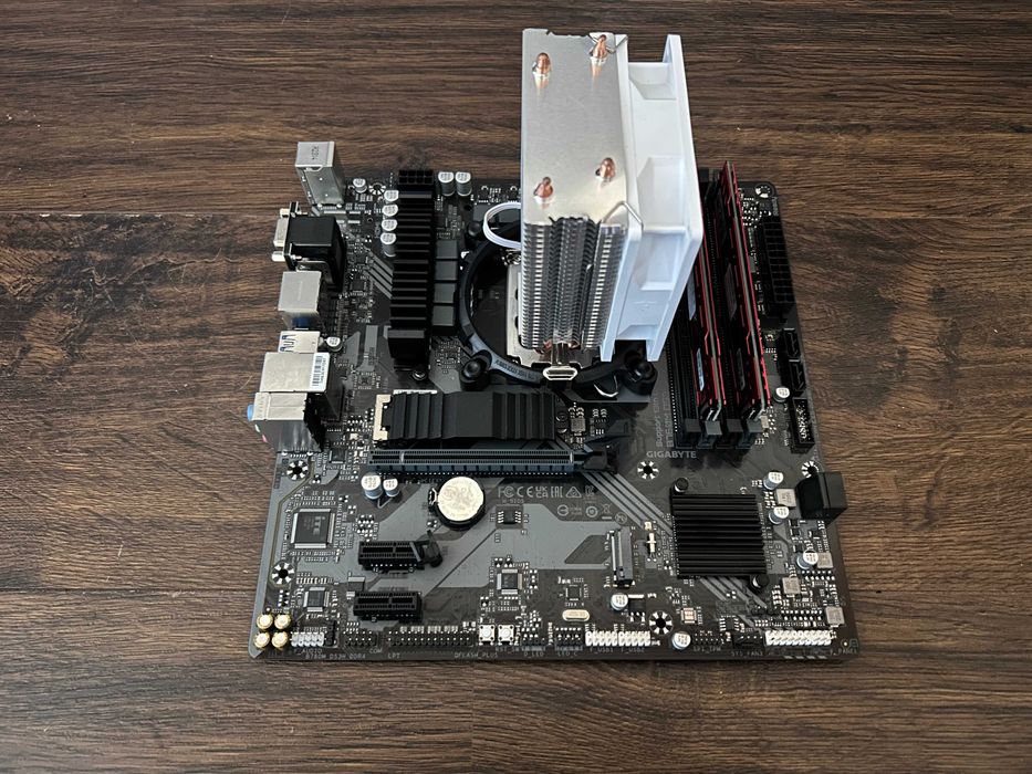 Бесплатная доставка Игровой комплект i5-12400F/16GB DDR4 Гарантия