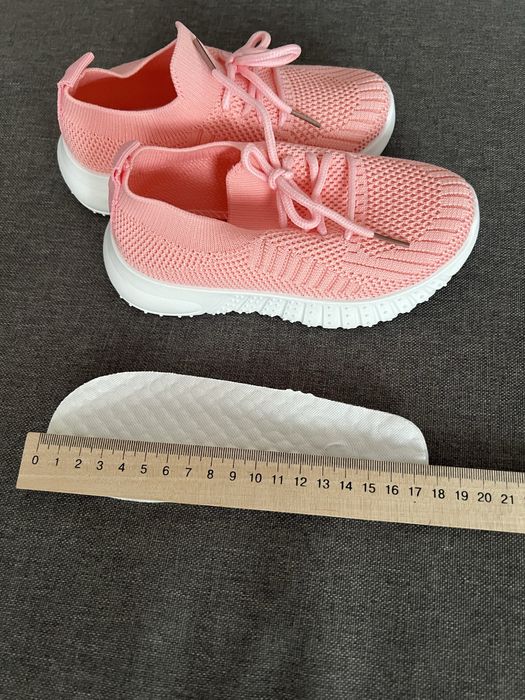 Кросівки дитячі р.28 (17,5 см стелька)